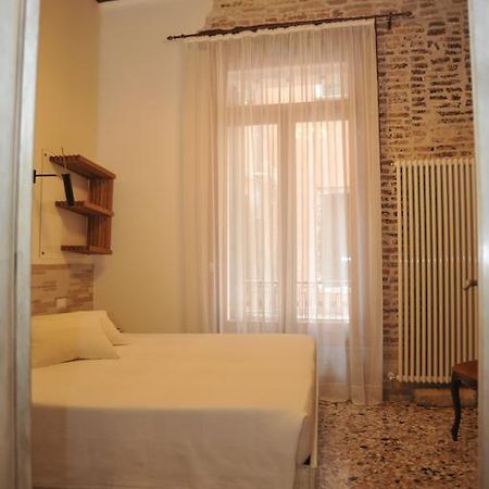 ヴェネツィア 3C B＆B Bed & Breakfast 部屋 写真